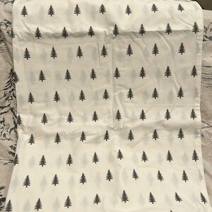 Pine tree shower curtain like new